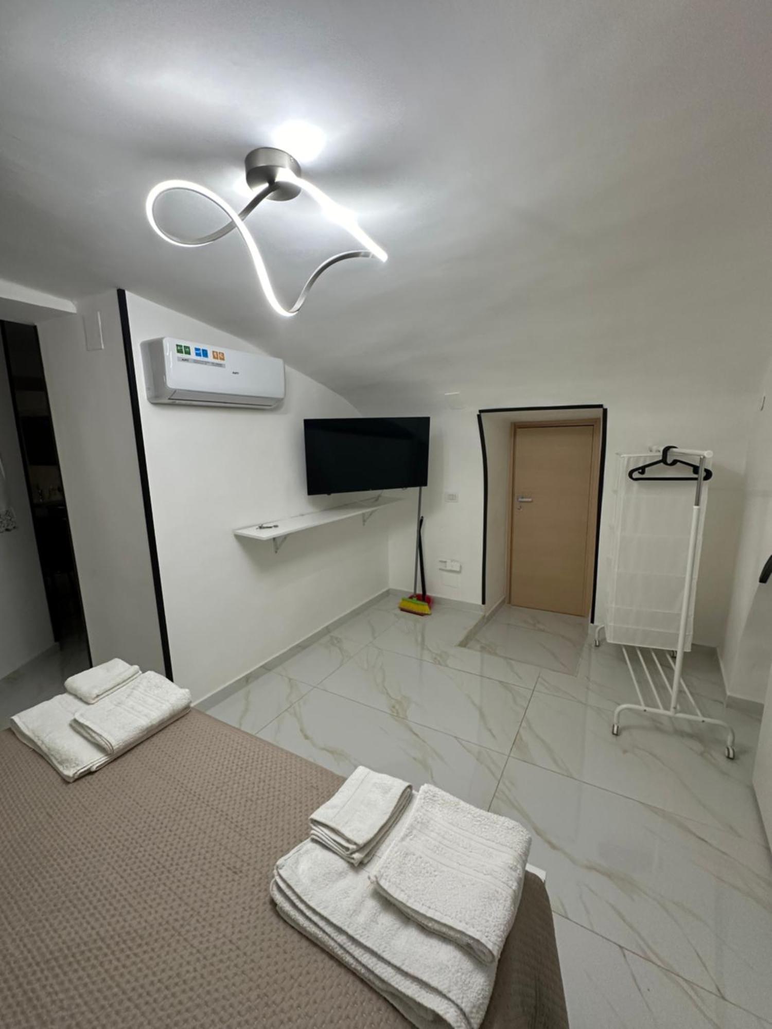 Hotel Rose'S House Neapol Zewnętrze zdjęcie